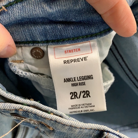 Express High Rise Jean Ankle Leggings - Picture 4 of 11